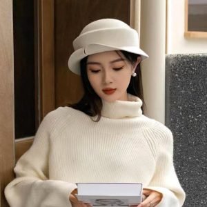 2024 Spring and autumn solid color wool beret hat winter fedora woman hats wholesale party brimless cap